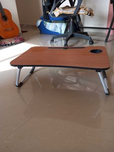 Portable laptop Desk