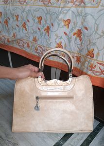 Elegant Cream Handbag For Women