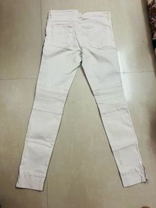 Lefties White Slim-Fit Biker Jeans – Size 30
