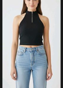 Black Zip-Up Crop Top