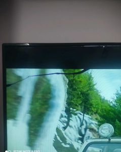 46 Inch Proneer Smart Tv