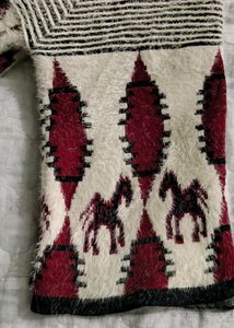 Best Woolen Shrugs And Over Cot