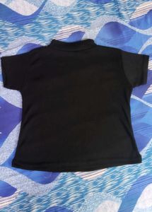cropped black baby t shirt
