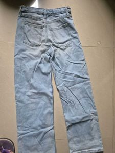 Blue Straight Cut Jeans – Classic &amp; Comfortable Fi