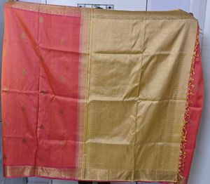 Pure silk Kanjivaram Pink &amp; Gold Saree