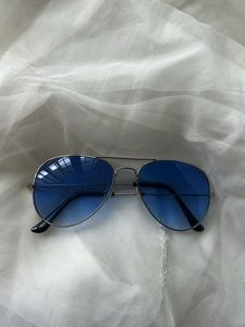 Sunglasses 🕶️