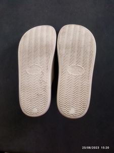 Winter Flipflops From Luofu