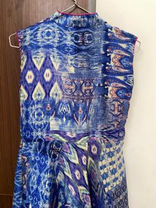 Flary Abstract Print Gown