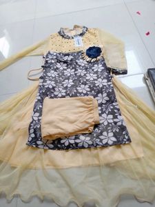 new Girl's Ethnic Dress