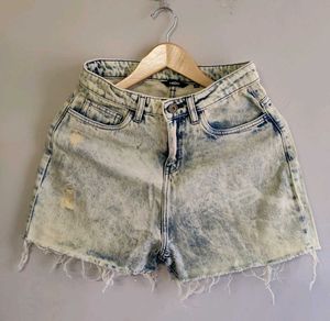 WESTSIDE ACID WASH DENIM SHORTS