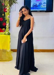 Elegant Black Maxi Dress