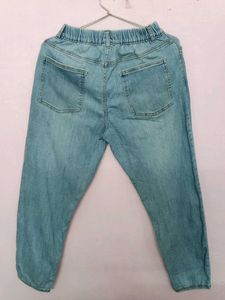 ZARA CASUAL JEANS