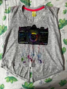 Cropped Grey Crop Top With Cut Back