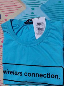 Blue Graphic Tee shirt