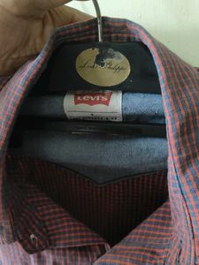 Levi&#39;s Red &amp; Blue Plaid Western Snap Shirt