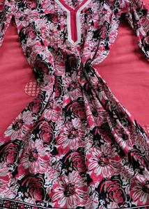 Floral Print V-Neck Kurti