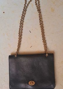 Black Pure Leather Chain Strap Bag