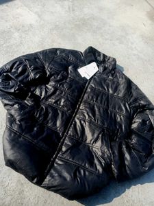 Puffer Jacket - Black
