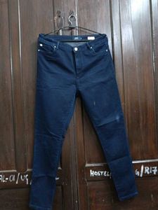 Jolt Jeans