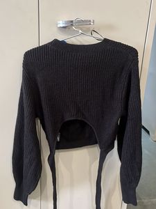 crop-top style cardigan with tag