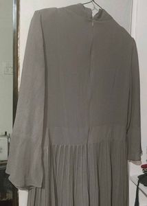 Elegant Gray Midi Dress