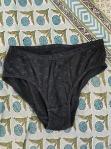 2 Set Of Briefs