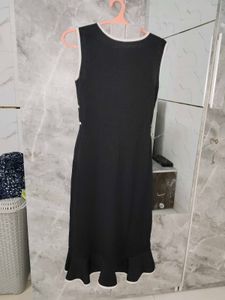 Chic Black Dress