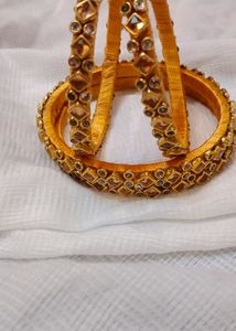 Golden Kundan 4 Bangles