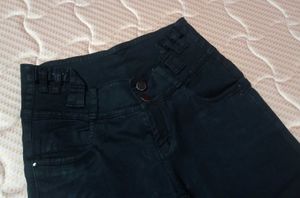 Black Denim Capri