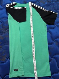 Boys Graphic Round-Neck Tshirt