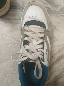 Red Tape Sneakers