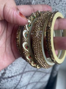 Golden Bridal Bangles Set (8pcs)