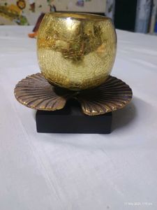 Golden T-Lite Holder |