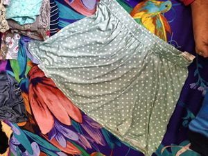 Skirt Short One New