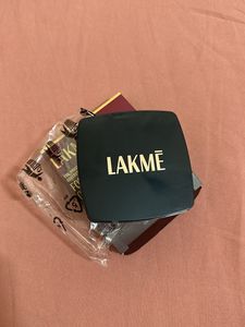 Lakme Forever Matte Compact
