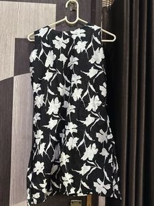 Floral Print Short Kurti