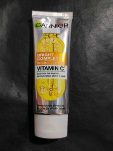 Garnier Bright Complete Serum Cleanser Vitamin C