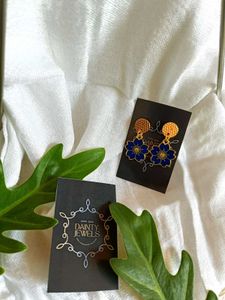 Dainty Jewels Floral Earrings