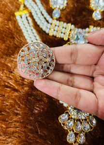 Pearl and Crystal Jewelry Set