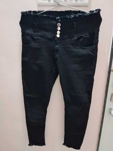 Black Highwaist Denim