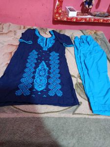 beautiful stylish kurti pocket bottom set