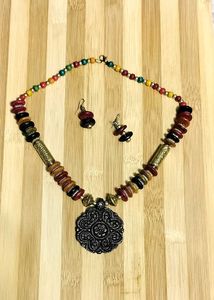 NECKLACE WITH EARRING SET