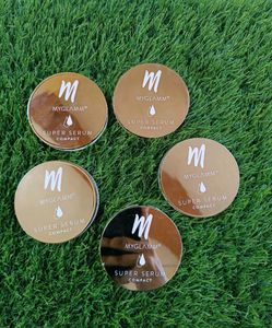 Myglamm Super Serum Compact