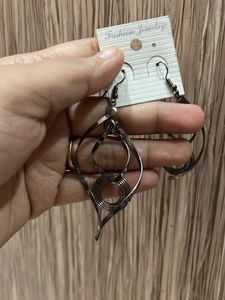 Stylish Wave Earrings