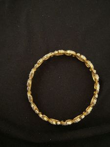 Elegant Crystal Embellished Bracelet