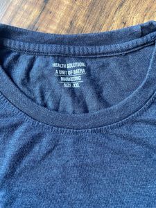 Men’s T-shirt (Size 40)