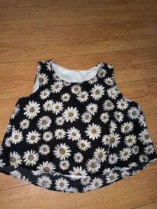 Floral Daisy Print Crop Top