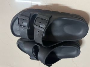 zudio unisex slipper