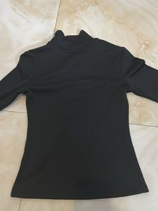 H&amp;M Black Zip-Up Top