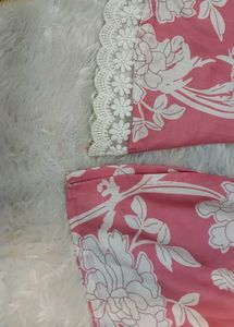 lace detailing short kurti